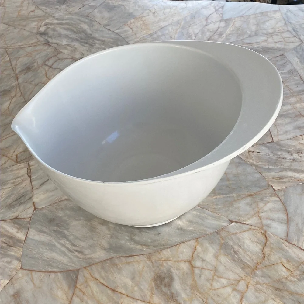 Williams-Sonoma White Mixing Bowls Set of 3